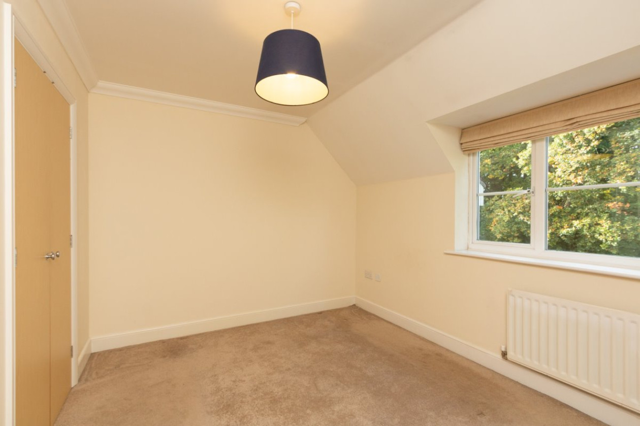 image 5 of a 3 Terraced in Chineham | FML Estates