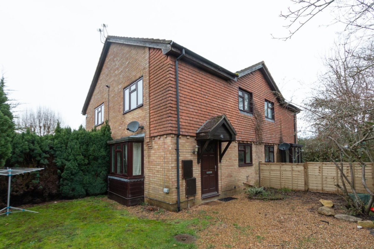 image 1 of a 1 Terraced in Chineham | QPS Homes